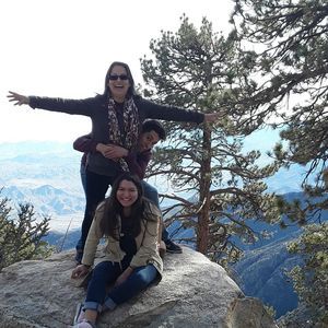 Meet your Posher, Yesenia